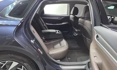 Hyundai Grandeur 2022, 117370 км, за 13522.38 USD - фото 11
