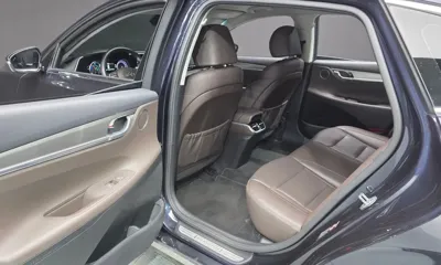 Hyundai Grandeur 2022, 117370 км, за 13522.38 USD - фото 12