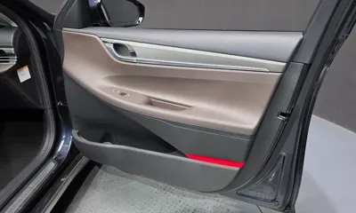 Hyundai Grandeur 2022, 117370 км, за 13522.38 USD - фото 24