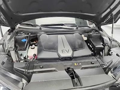 Kia EV6 2022, 129557 км, за 16865.27 USD