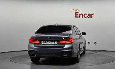 BMW 5-Series 2017, 63951 км, за 16760.52 USD