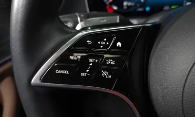 Mercedes-Benz E-Class 2022, 68901 км, за 24287.78 USD - фото 15