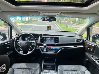 Honda Odyssey 2020, 120000 км, за 17677.59 USD - фото 7