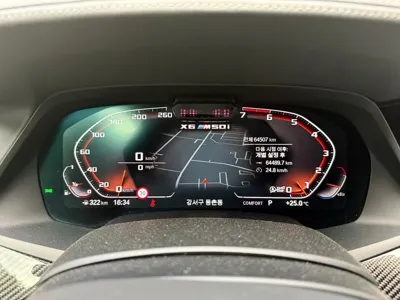 BMW X6 2021, 64507 км, за 42011.29 USD - фото 8