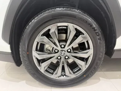Toyota RAV4 2025, 3197 км, за 30878.23 USD