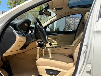 BMW 5 Series 2013, 133000 км, за 7200.89 USD