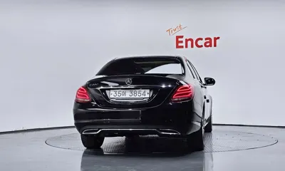 Mercedes-Benz C-Class 2017, 100921 км, за 6498.83 USD