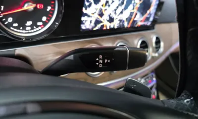 Mercedes-Benz E-Class 2018, 133726 км, за 13062.89 USD - фото 9