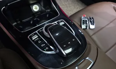 Mercedes-Benz E-Class 2018, 133726 км, за 13062.89 USD - фото 30