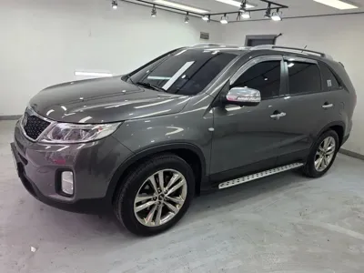 Kia Sorento 2014, 143118 км, за 4463.7 USD