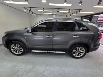 Kia Sorento 2014, 143118 км, за 4463.7 USD