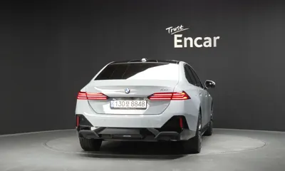BMW 5-Series 2024, 14730 км, за 41279.32 USD