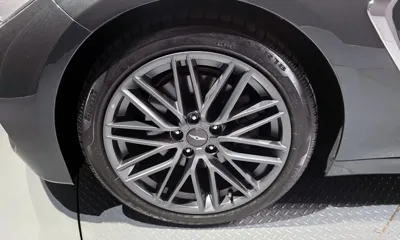 Genesis G70 2018, 128718 км, за 10575.4 USD