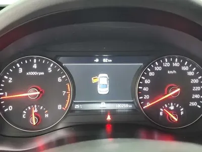 Kia K7 2017, 180236 км, за 5525.58 USD - фото 6