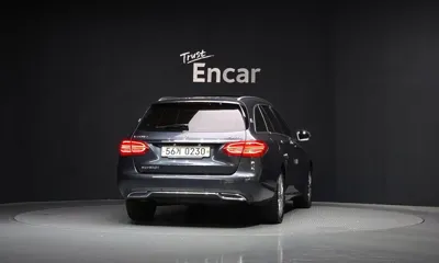 Mercedes-Benz C-Class 2016, 152060 км, за 9933.77 USD