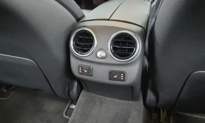 Mercedes-Benz C-Class 2016, 152060 км, за 9933.77 USD - фото 19