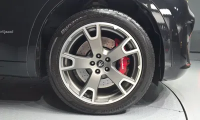 Maserati Levante 2020, 50420 км, за 27283.96 USD