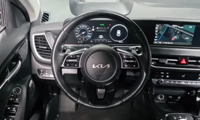 Kia Seltos 2023, 37615 км, за 23069.82 USD - фото 13