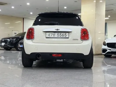 MINI Cooper 2015, 134379 км, за 3446.26 USD