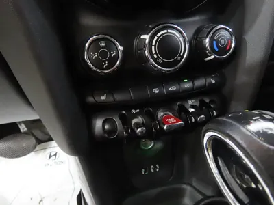 MINI Cooper 2015, 134379 км, за 3446.26 USD - фото 12