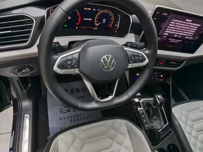 Volkswagen Tayron 2022, 33000 км, за 27044.8 USD - фото 10