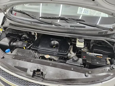 Hyundai Starex 2011, 67200 км, за 5653.14 USD - фото 8
