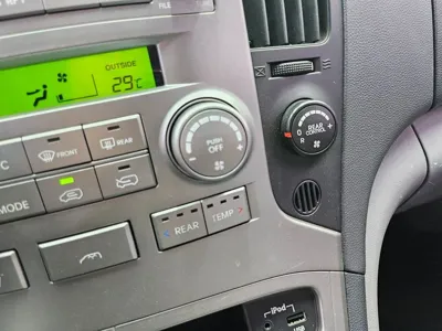Hyundai Starex 2011, 67200 км, за 5653.14 USD - фото 17