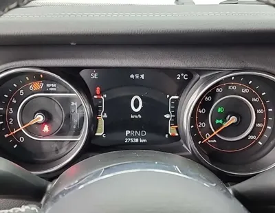 Jeep Wrangler 2023, 27500 км, за 31256.09 USD - фото 6