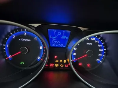 Hyundai Tucson 2014, 183258 км, за 4102.36 USD - фото 10