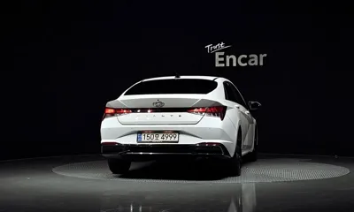 Hyundai Avante 2023, 27993 км, за 64993.8 USD