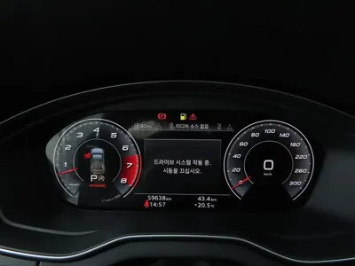Audi SQ5 2023, 59638 км, за 31856.69 USD - фото 9