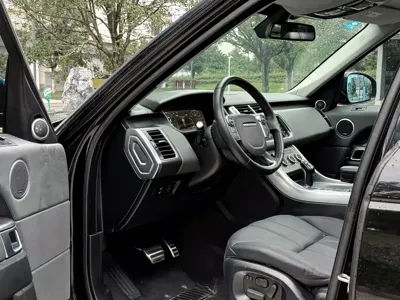 Land Rover Sport 2015, 155000 км, за 26531.13 USD