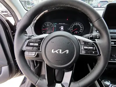 Kia Seltos 2023, 49575 км, за 13456.74 USD - фото 8