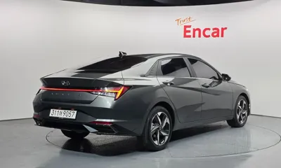 Hyundai Avante 2022, 65761 км, за 12421.54 USD