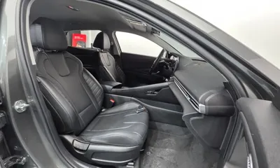 Hyundai Avante 2022, 65761 км, за 12421.54 USD - фото 10