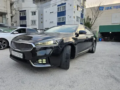 Kia K7 · 2016 год