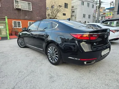 Kia K7 2016, 229212 км, за 3610.35 USD