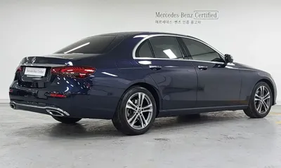 Mercedes-Benz E-Class 2023, 31823 км, за 29071.68 USD