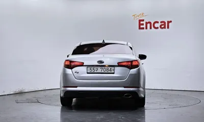 Kia K5 2011, 221905 км, за 2115.28 USD