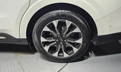 Kia Canival 2023, 58399 км, за 20822.33 USD - фото 21