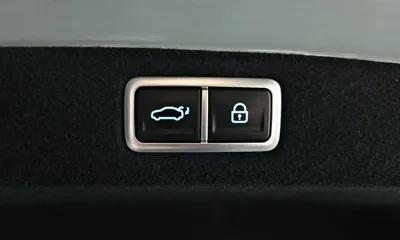 Hyundai Grandeur 2023, 70432 км, за 21639.05 USD - фото 20