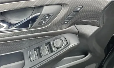 ChevroletGMDaewoo Traverse 2022, 78104 км, за 17601.78 USD - фото 28