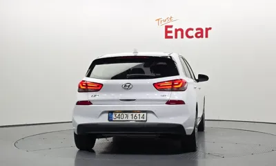 Hyundai i30 2017, 97001 км, за 6500.68 USD