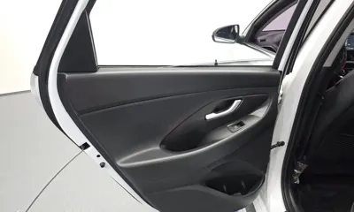 Hyundai i30 2017, 97001 км, за 6500.68 USD - фото 25