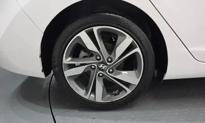 Hyundai Avante 2014, 103358 км, за 4355.46 USD