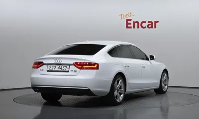 Audi A5 2015, 68356 км, за 6541.13 USD