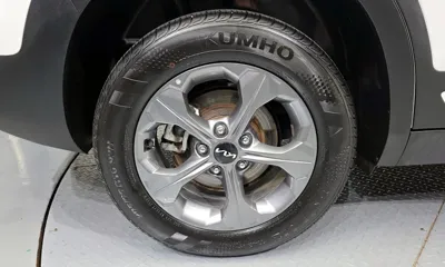 Kia Seltos 2025, 14690 км, за 15302.46 USD