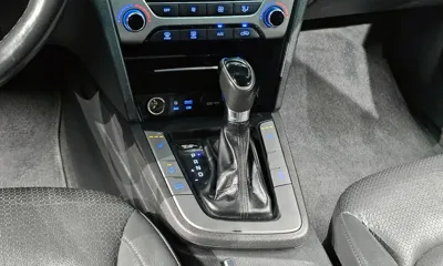 Hyundai Avante 2016, 114525 км, за 5320.54 USD - фото 9