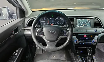 Hyundai Avante 2016, 114525 км, за 5320.54 USD - фото 13