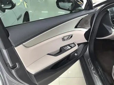 BYD Han 2025, 8000 км, за 18981.39 USD - фото 7